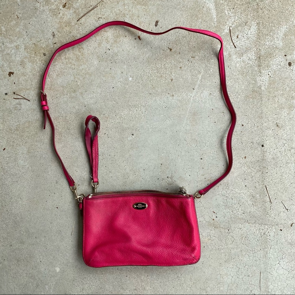 COACH pink leather purse crossbody strap